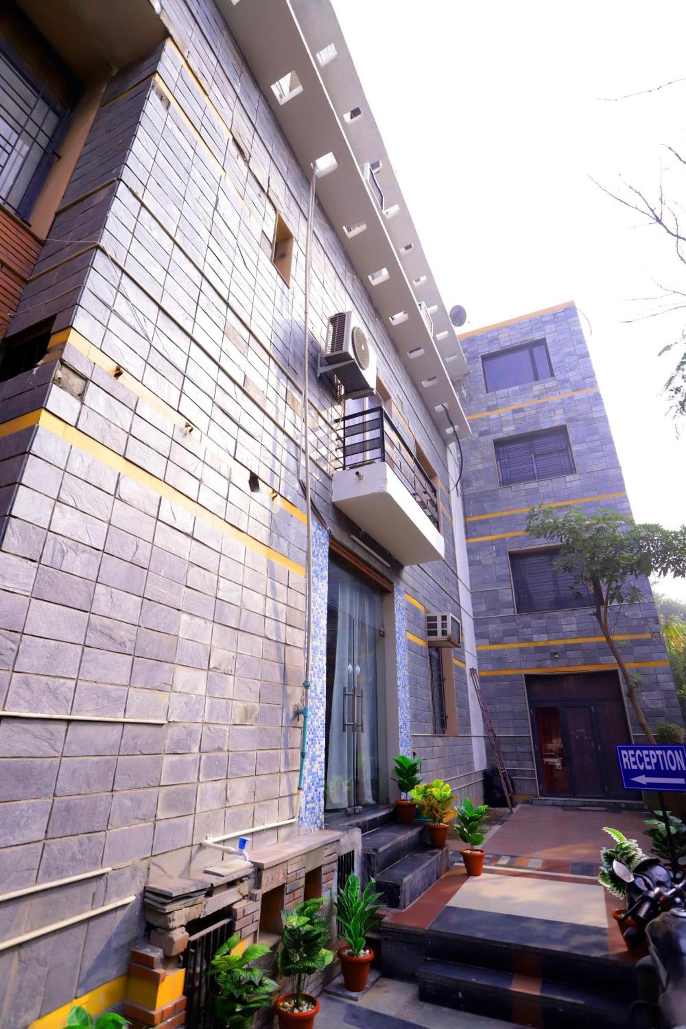 Hotel Warm Welcome - Noida Sector 51 Exterior foto